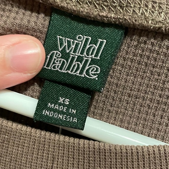 Wild Fable Dark Taupe Long Sleeve Waffle Knit Top XS - Picture 2 of 4